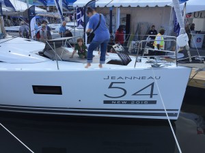 Jeanneau 54 Foredeck Lounge