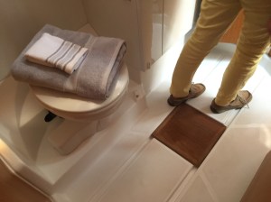 Jeanneau Sun Odyssey 44DS Aft Head, Sole