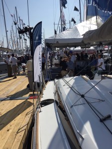 Jeanneau Sun Odyssey 349 Side Deck