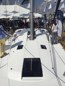 Jeanneau Sun Odyssey 44DS Deck, View Aft